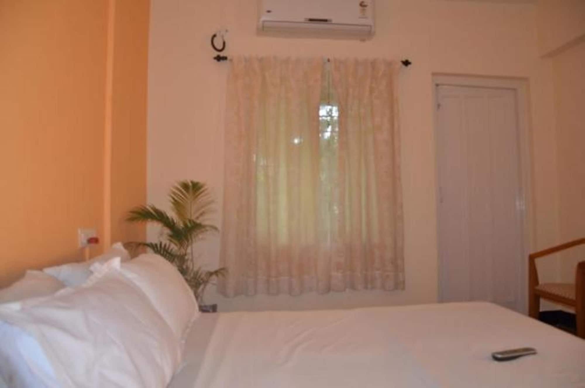 แฟร์เรรา รีสอร์ต Bed & Breakfast โลนาวาลา ภายนอก รูปภาพ